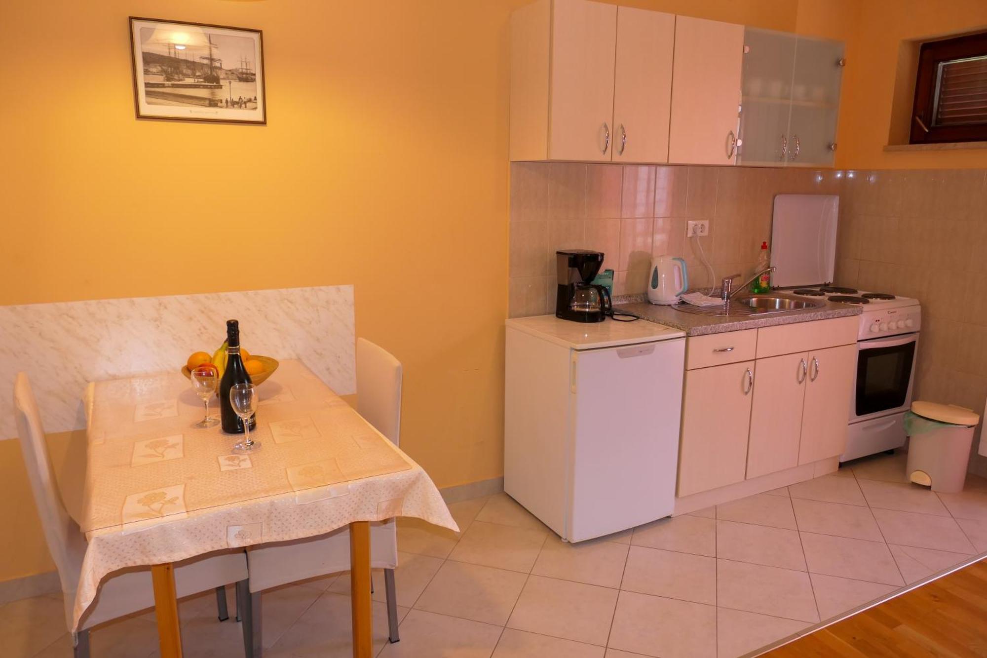 Apartmani Ivanka Prpic เซนญ์ ภายนอก รูปภาพ